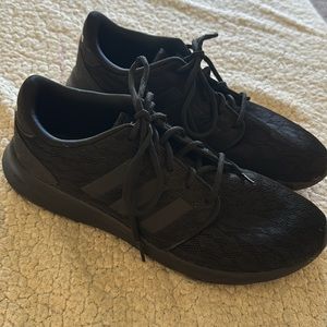 Adidas Cloud Foam Lace Sneakers